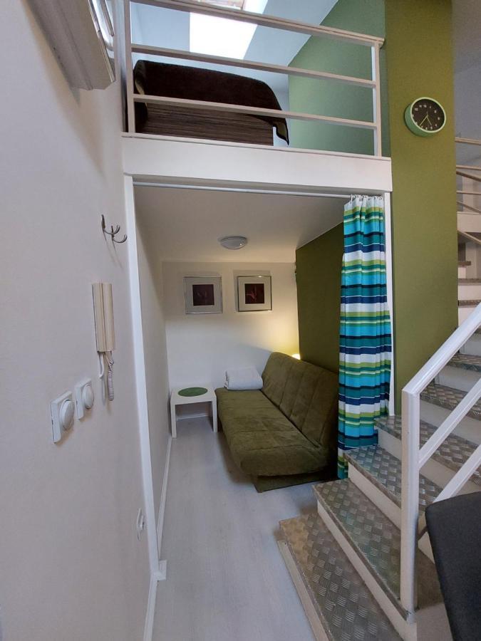 Sweet Apartments Or Rooms Ni Extérieur photo
