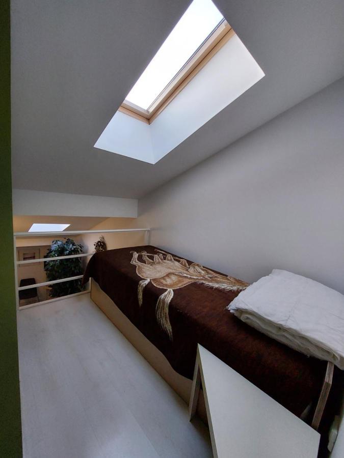 Sweet Apartments Or Rooms Ni Extérieur photo