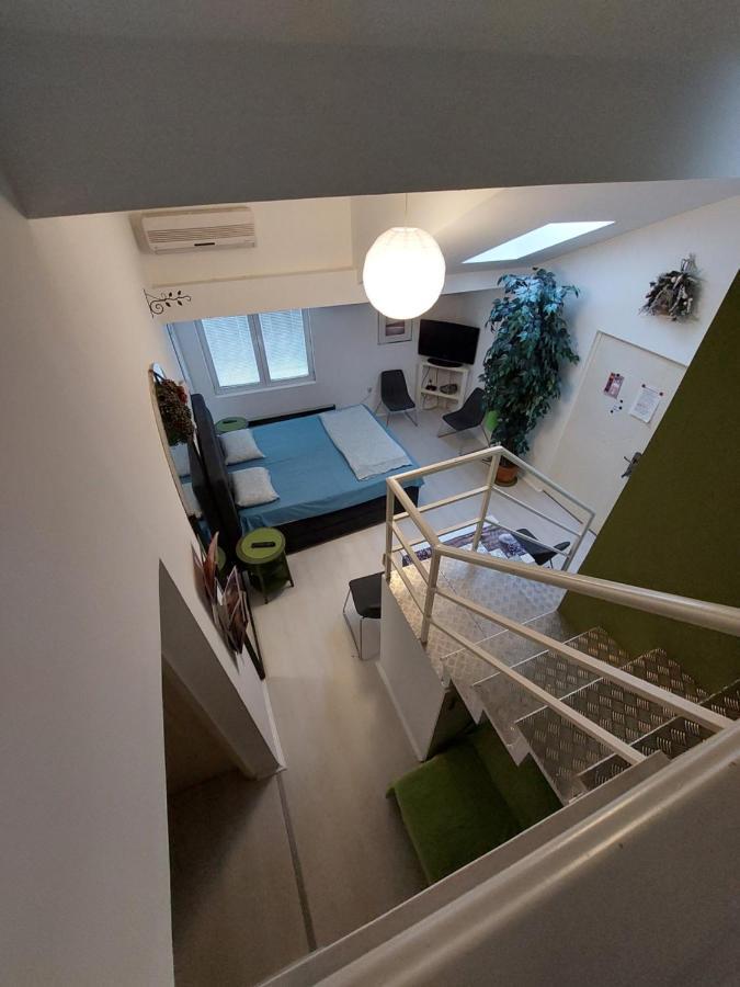 Sweet Apartments Or Rooms Ni Extérieur photo