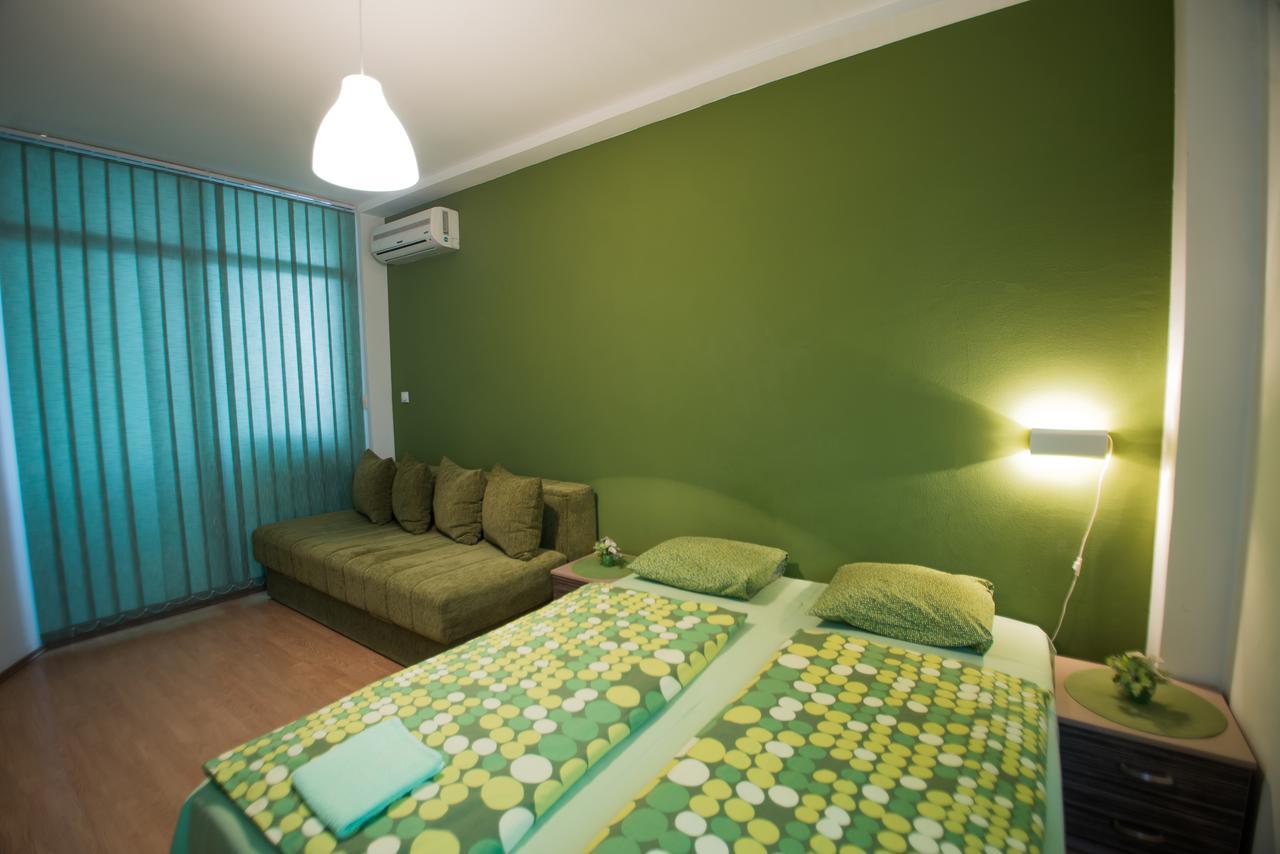 Sweet Apartments Or Rooms Ni Extérieur photo