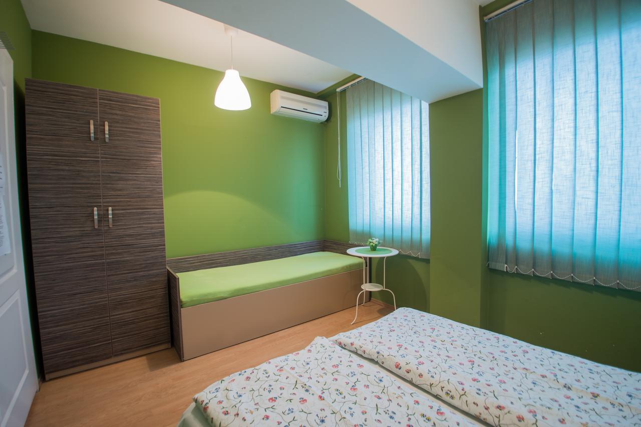 Sweet Apartments Or Rooms Ni Extérieur photo